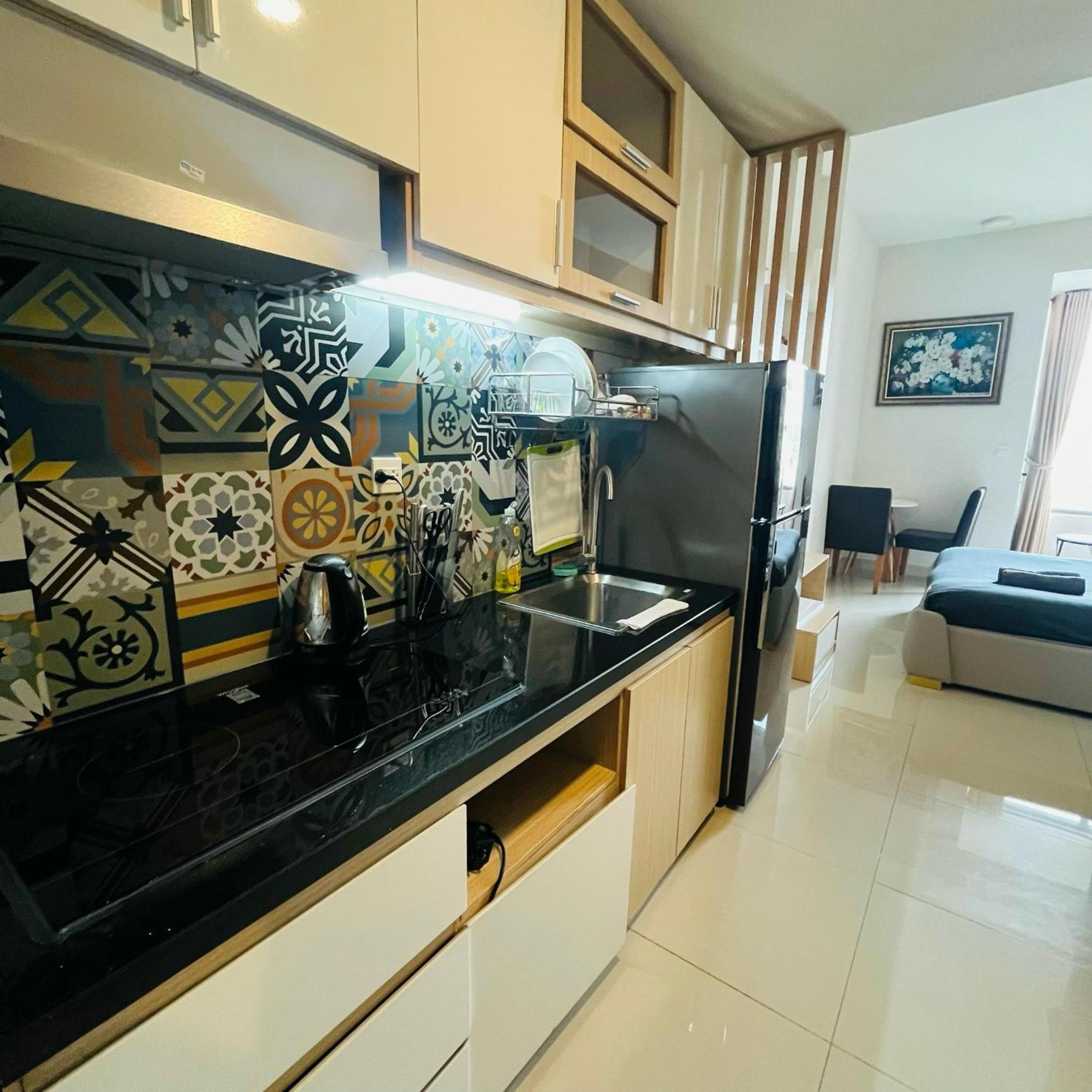 Awesome Rivergate Apartment - Cbd In Hcm City Хошимин Экстерьер фото