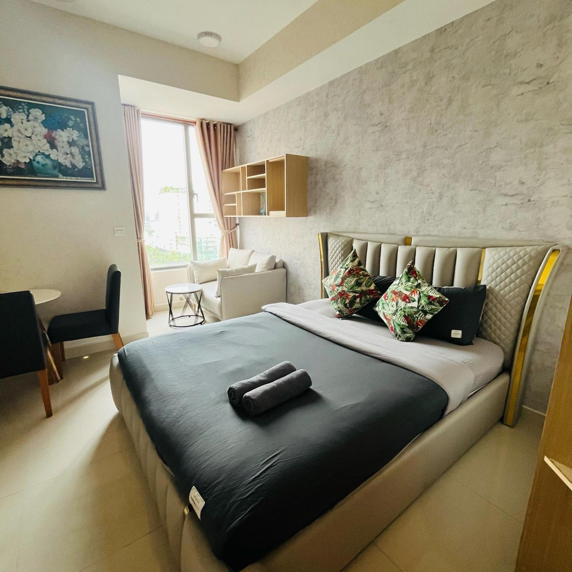 Awesome Rivergate Apartment - Cbd In Hcm City Хошимин Экстерьер фото