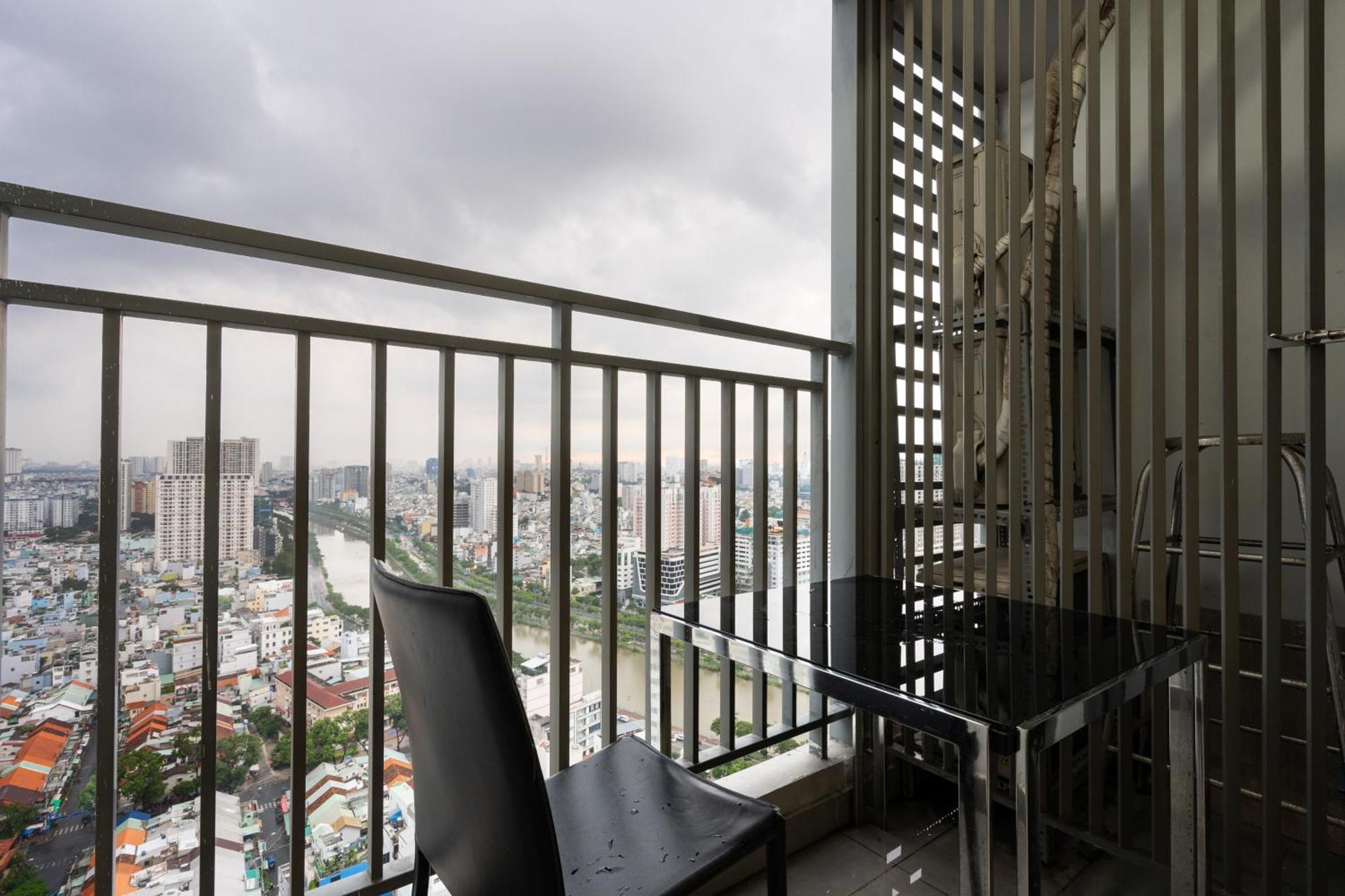 Awesome Rivergate Apartment - Cbd In Hcm City Хошимин Экстерьер фото